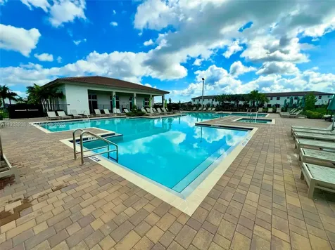 12713 NW 24th Avenue Miami FL 33167