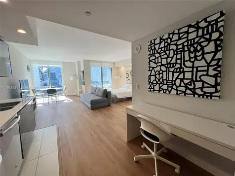 31 SE 6th Street Miami FL 33131