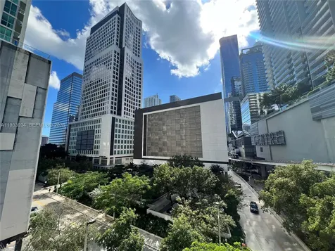 31 SE 6th Street Miami FL 33131