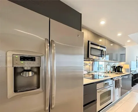 31 SE 6th Street Miami FL 33131