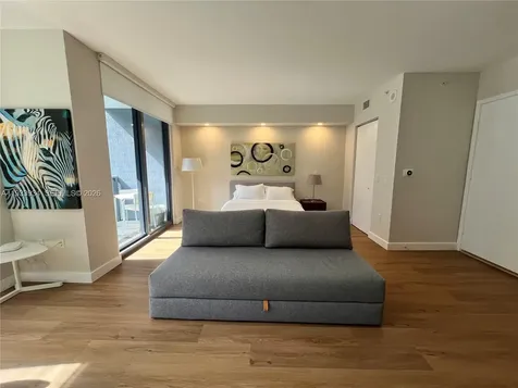 31 SE 6th Street Miami FL 33131
