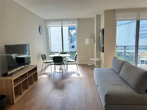 31 SE 6th Street Miami FL 33131