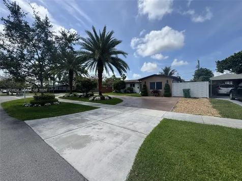 9300 SW 192nd Drive Cutler Bay FL 33157