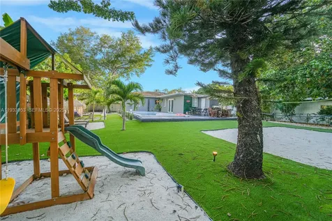 65 NW 116th Street Miami FL 33168