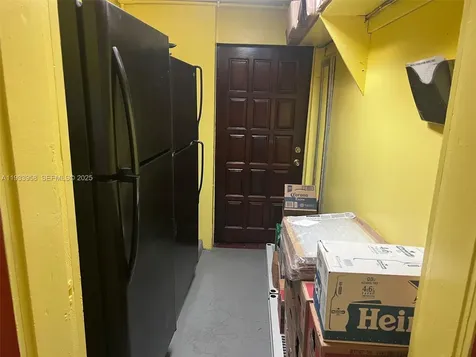 2610 N Dixie Highway Wilton Manors FL 33334