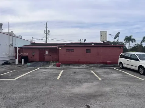 2610 N Dixie Highway Wilton Manors FL 33334