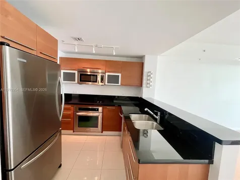 253 NE 2nd Street Miami FL 33132