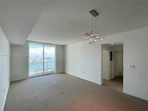 253 NE 2nd Street Miami FL 33132