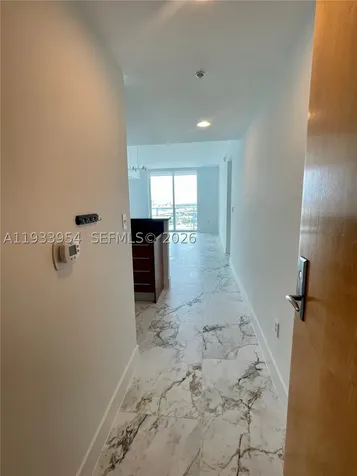 253 NE 2nd Street Miami FL 33132