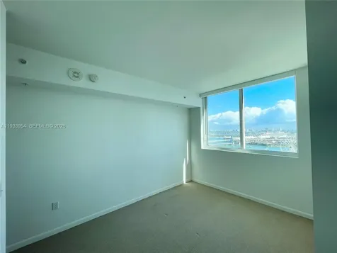 253 NE 2nd Street Miami FL 33132