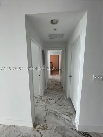 253 NE 2nd Street Miami FL 33132