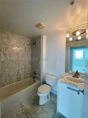 253 NE 2nd Street Miami FL 33132