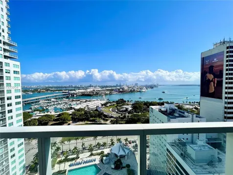 253 NE 2nd Street Miami FL 33132