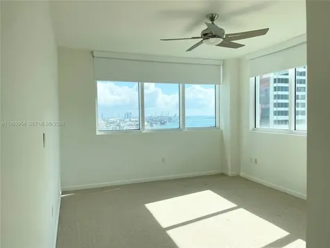 253 NE 2nd Street Miami FL 33132