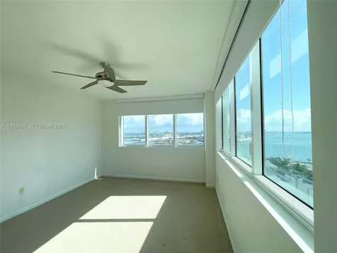 253 NE 2nd Street Miami FL 33132