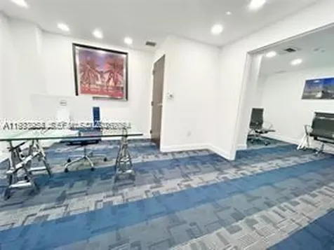 253 NE 2nd Street Miami FL 33132