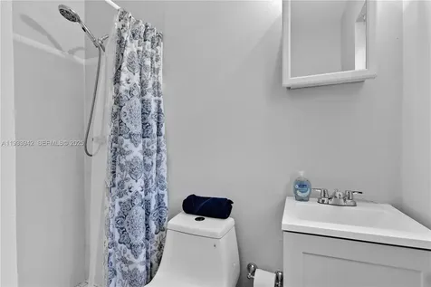 427 NE 107th Street Miami FL 33161