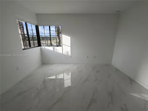 2306 E 4th Avenue Hialeah FL 33013