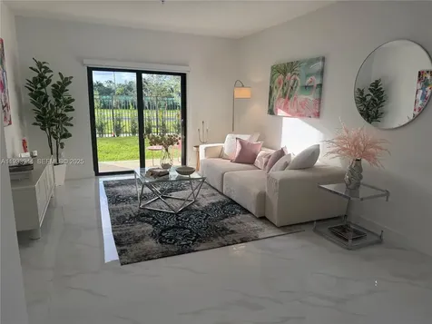 2306 E 4th Avenue Hialeah FL 33013
