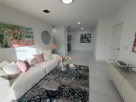 2306 E 4th Avenue Hialeah FL 33013