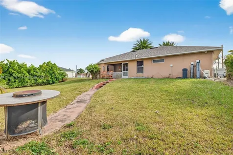 2700 10 SW Lehigh Acres FL 33976