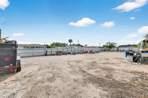 2700 10 SW Lehigh Acres FL 33976