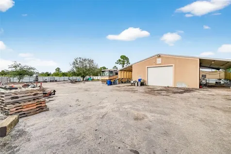 2700 10 SW Lehigh Acres FL 33976