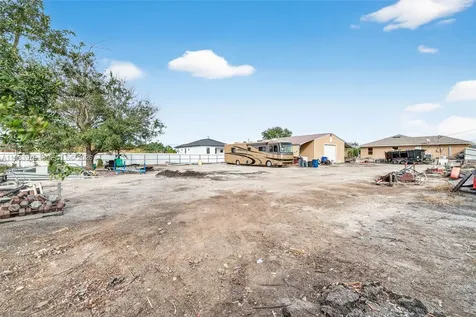 2700 10 SW Lehigh Acres FL 33976