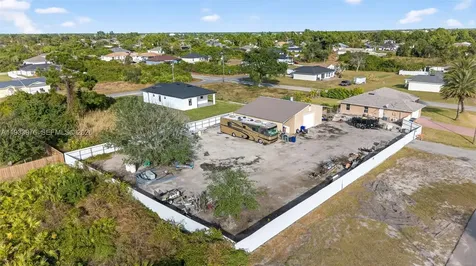 2700 10 SW Lehigh Acres FL 33976