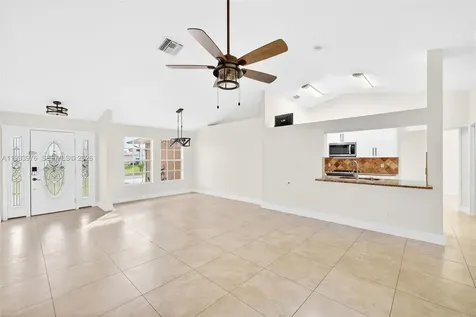 2700 10 SW Lehigh Acres FL 33976