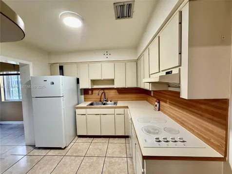 2801 SW 92nd Court Miami FL 33165