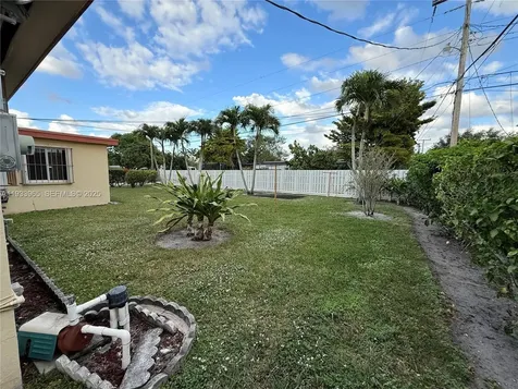 2801 SW 92nd Court Miami FL 33165