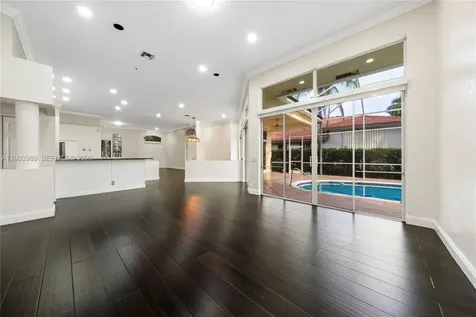 2893 Oakbrook Drive Weston FL 33332