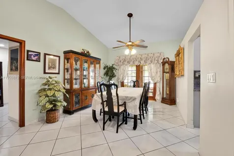 165 W 50th Street Hialeah FL 33012