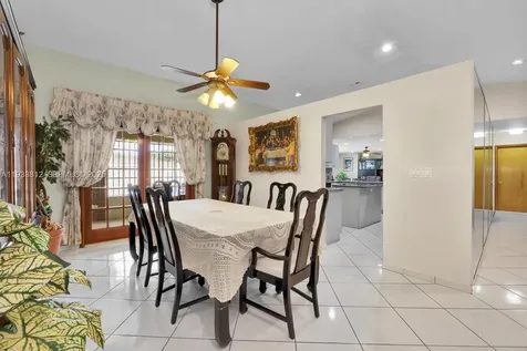 165 W 50th Street Hialeah FL 33012