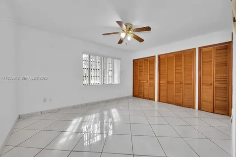165 W 50th Street Hialeah FL 33012
