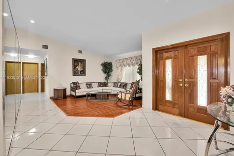 165 W 50th Street Hialeah FL 33012