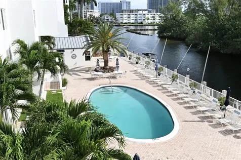 2860 NE 14th Street Causeway Pompano Beach FL 33062