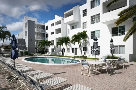 2860 NE 14th Street Causeway Pompano Beach FL 33062