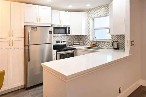 2860 NE 14th Street Causeway Pompano Beach FL 33062