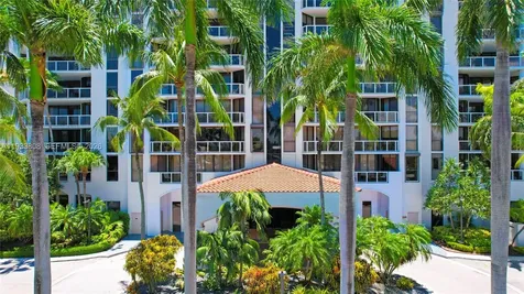 3598 Yacht Club Drive Aventura FL 33180