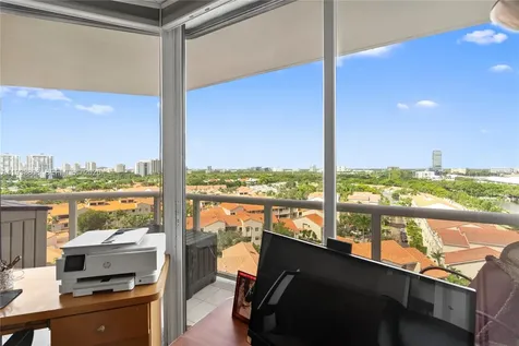3598 Yacht Club Drive Aventura FL 33180