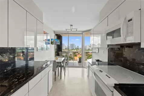 3598 Yacht Club Drive Aventura FL 33180
