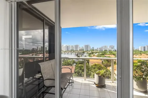 3598 Yacht Club Drive Aventura FL 33180