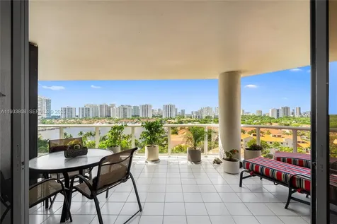 3598 Yacht Club Drive Aventura FL 33180