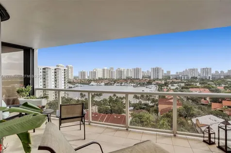 3598 Yacht Club Drive Aventura FL 33180