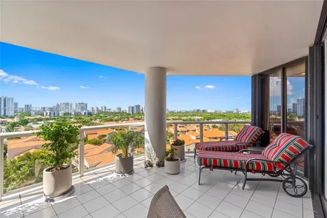 3598 Yacht Club Drive Aventura FL 33180