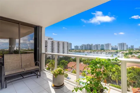 3598 Yacht Club Drive Aventura FL 33180