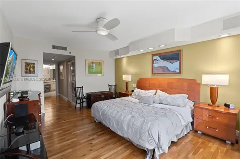 3598 Yacht Club Drive Aventura FL 33180