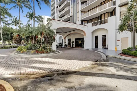 3598 Yacht Club Drive Aventura FL 33180